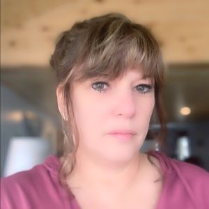 Meet your Posher, Connie